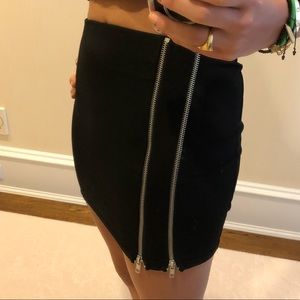 Black AQUA skirt with zips down side. Worn once!